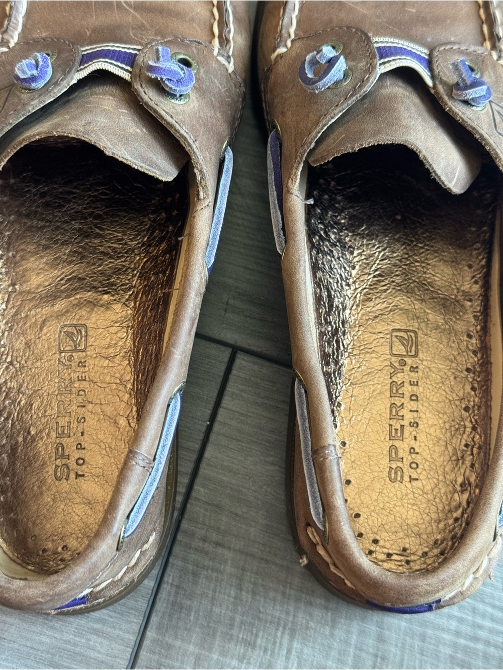 Sperry Brown Leather Classic Boat Shoes with Stripe Lace Detail - Picture 5 of 8